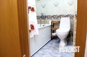1-к квартира, посуточно, 32м2, 3/5 этаж