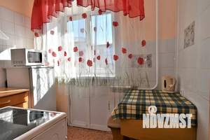1-к квартира, посуточно, 33м2, 3/5 этаж