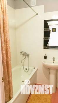 1-к квартира, посуточно, 38м2, 23/25 этаж