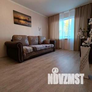 1-к квартира, посуточно, 55м2, 1/1 этаж