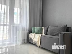 Студия квартира, посуточно, 30м2, 13/19 этаж