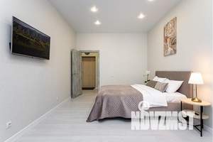 1-к квартира, посуточно, 40м2, 7/10 этаж