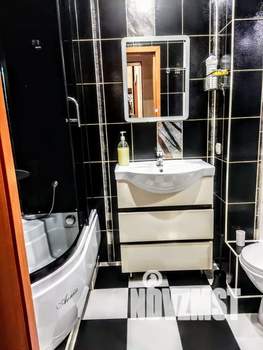 1-к квартира, посуточно, 42м2, 3/10 этаж