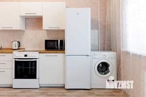 1-к квартира, посуточно, 42м2, 6/10 этаж