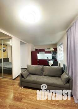 Студия квартира, посуточно, 38м2, 2/17 этаж