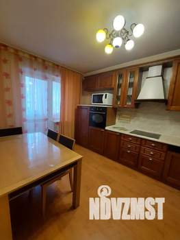 3-к квартира, посуточно, 82м2, 3/10 этаж