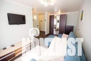 1-к квартира, посуточно, 32м2, 3/5 этаж