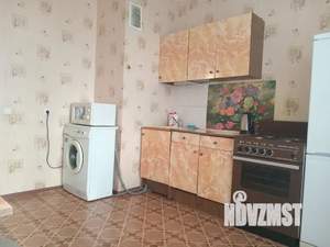 1-к квартира, посуточно, 38м2, 7/25 этаж