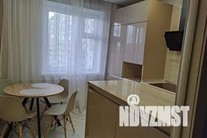 2-к квартира, посуточно, 56м2, 5/10 этаж