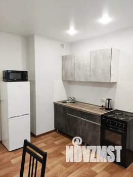 1-к квартира, посуточно, 42м2, 5/8 этаж