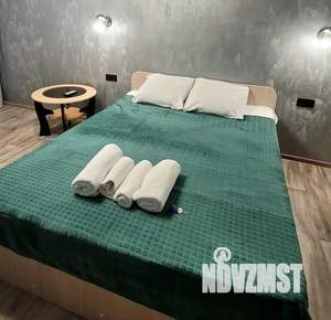 Студия квартира, посуточно, 40м2, 15/25 этаж