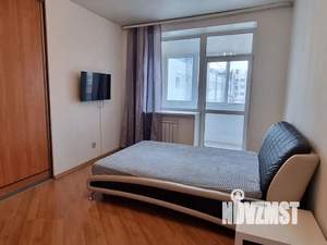 1-к квартира, посуточно, 40м2, 5/5 этаж