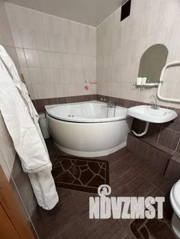 1-к квартира, посуточно, 40м2, 14/14 этаж