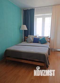 1-к квартира, посуточно, 38м2, 1/1 этаж