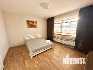 1-к квартира, посуточно, 42м2, 9/10 этаж