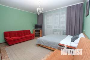 1-к квартира, посуточно, 40м2, 2/10 этаж