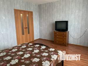 1-к квартира, посуточно, 38м2, 4/9 этаж