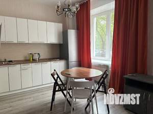 Студия квартира, посуточно, 40м2, 1/5 этаж