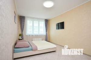 1-к квартира, посуточно, 42м2, 8/27 этаж