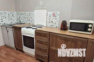 1-к квартира, посуточно, 35м2, 7/9 этаж