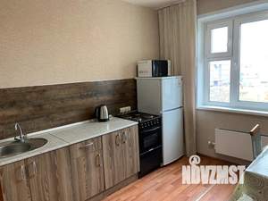 1-к квартира, посуточно, 38м2, 4/9 этаж