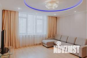 2-к квартира, посуточно, 58м2, 8/17 этаж