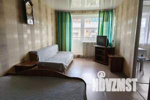 1-к квартира, посуточно, 33м2, 5/5 этаж