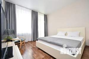 1-к квартира, посуточно, 45м2, 18/24 этаж