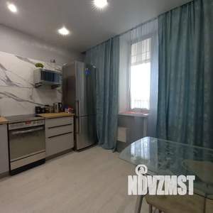 1-к квартира, посуточно, 56м2, 7/17 этаж