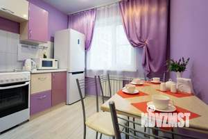 1-к квартира, посуточно, 54м2, 1/1 этаж