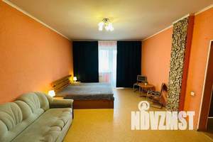 1-к квартира, посуточно, 46м2, 8/10 этаж