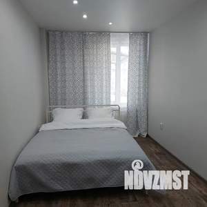 Студия квартира, посуточно, 26м2, 1/17 этаж