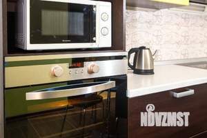 2-к квартира, посуточно, 66м2, 1/1 этаж