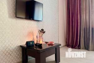 1-к квартира, посуточно, 42м2, 1/1 этаж