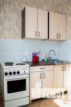 1-к квартира, посуточно, 38м2, 7/10 этаж