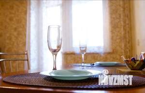 1-к квартира, посуточно, 42м2, 5/10 этаж