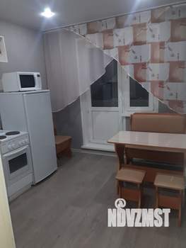 1-к квартира, посуточно, 34м2, 10/10 этаж