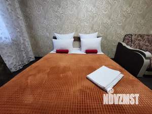 1-к квартира, посуточно, 32м2, 10/10 этаж