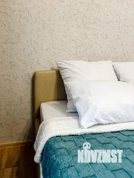 1-к квартира, посуточно, 46м2, 13/19 этаж