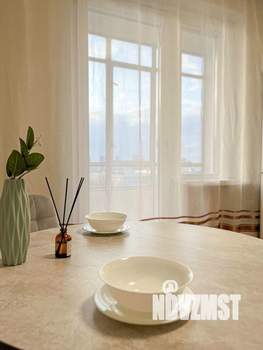 1-к квартира, посуточно, 42м2, 1/1 этаж