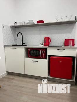 Студия квартира, посуточно, 20м2, 1/10 этаж