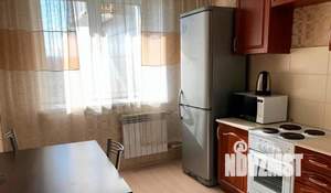 1-к квартира, посуточно, 46м2, 1/1 этаж