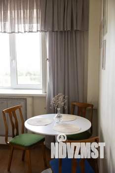 2-к квартира, посуточно, 45м2, 4/5 этаж