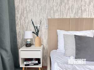 1-к квартира, посуточно, 42м2, 3/15 этаж