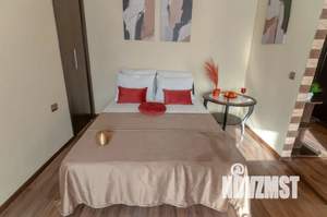 1-к квартира, посуточно, 40м2, 3/5 этаж