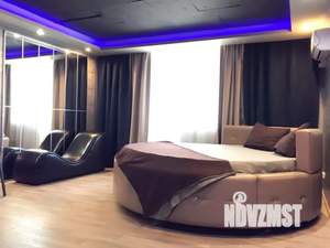 Студия квартира, посуточно, 35м2, 3/10 этаж