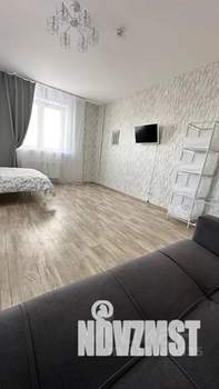 2-к квартира, посуточно, 46м2, 22/25 этаж