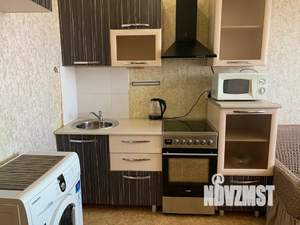 1-к квартира, посуточно, 35м2, 15/16 этаж