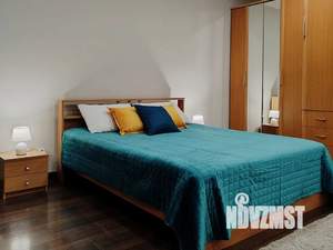 Студия квартира, посуточно, 42м2, 2/5 этаж