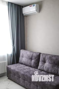 2-к квартира, посуточно, 38м2, 8/21 этаж